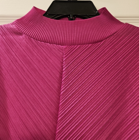 Elegant Pink Ruffle Sleeve Dress - Picture 5 of 8